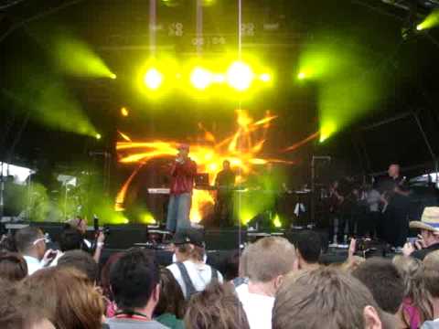 Roni Size Reprezent - Dirty Beats @ Get Loaded In The Park 2009