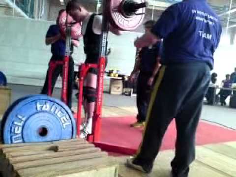 Dominik Pahl 242.5 kg Kniebeuge