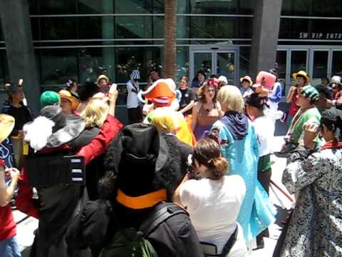 Anime Expo 2009 - One Piece Davy Back Hot Potato