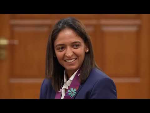 प्रधानमंत्री मोदी ने आईसीसी महिला वर्ल्ड कप विजेताओं से मुलाकात की।