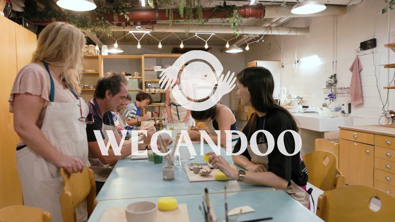 Créez votre plat décoré et une tasse avec Elsa et Ève - Vidéo