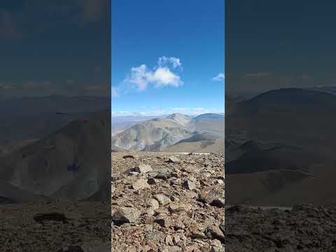 En la cumbre de Nevado Laguna Blanca 6012 mts.