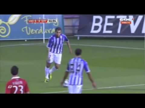 Aleman 3rd goal for Valladolid against Gimnastic