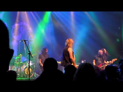 Core Leoni - In the Name