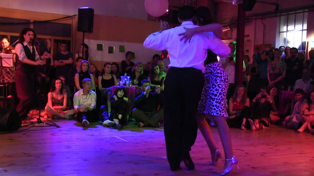 Video thumbnail for Pasional par Esteban Moreno et Marcella Guevara