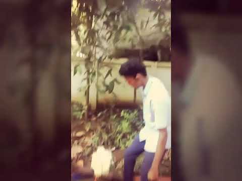 He is an amazing juggler😁😁