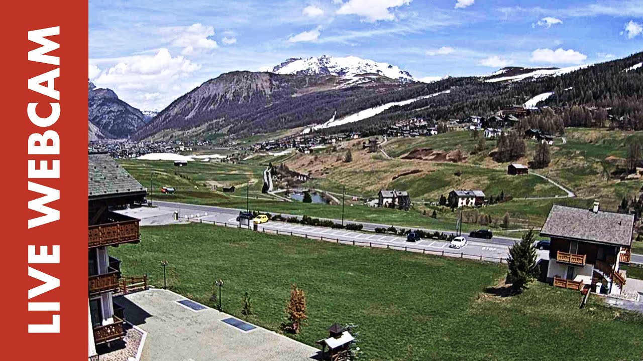 Live webcam view of Panoramic View of Livigno Valley