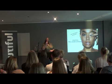 Dianne Holmes (You Make Me Feel Like) A Natural Woman, Youtiful Pre-Launch-Event, Bremen