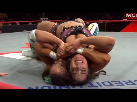serena deeb submissions surfboard stretch sleeper hold 