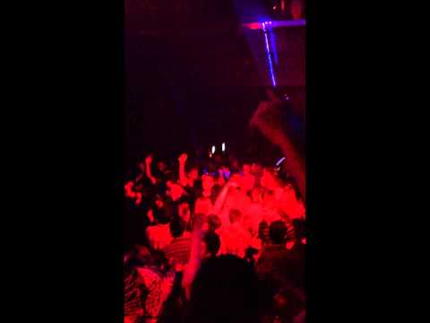 Baciostyle PROMO Video Sean Paul vs. Sidney Samson - She Doesn´t Low (Baciostyle Mash Up)