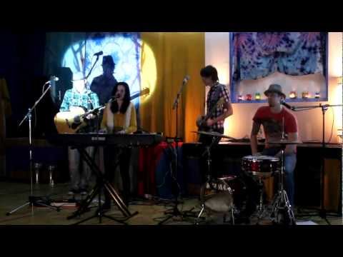 Masha Chirkova - Live In Dark (Tea and Drums party 11.12.2011)