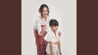 Download lagu Larasati mp3 Download lagu Larasati mp3