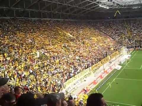 29.04.2012 SG Dynamo Dresden - St.Pauli Choreo Versuch