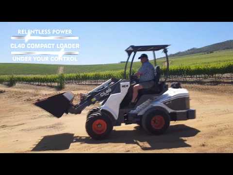 CL40 Compact Loader on Wine Farm