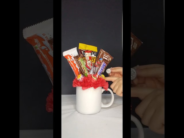 Vídeo relacionado con Taza de café de cristal para mujer, regalo único de cumpleaños para mujeres, tazas de té expreso, regalos personalizados para amigas, mamá, lindas tazas de vidrio de doble pared, Navidad, día de San