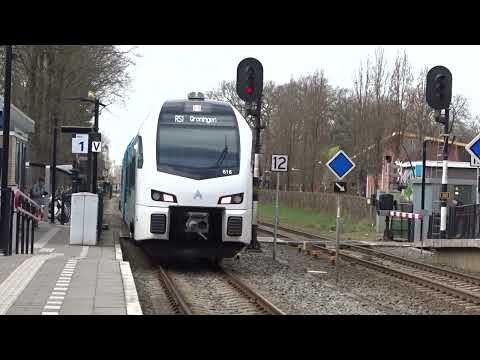 WINK 616 Zwarte Haan arriveert op station Zuidhorn