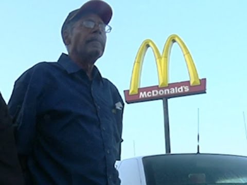 Police Handcuff Fast-food Protesters in Detroit