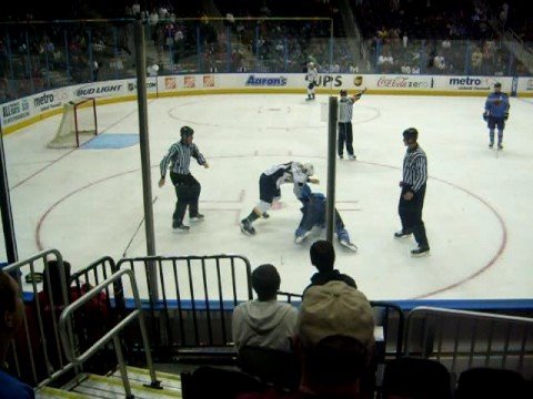 Jordin Tootoo vs Boris Valabik
