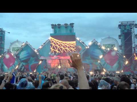 Armin Van Buuren playing Endymion @ Electronic Family 2012