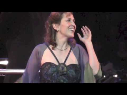 Soprano Jeralyn Glass sings 'Norina's Aria' from Don Pasquale