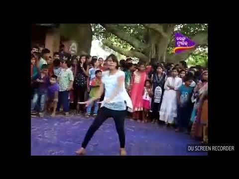 Desi Romantic Kiye Jite kiye Haare