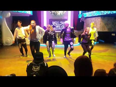 Phoenix (Lay's teaser) + EXO - History (cover by Wonder Mirror)