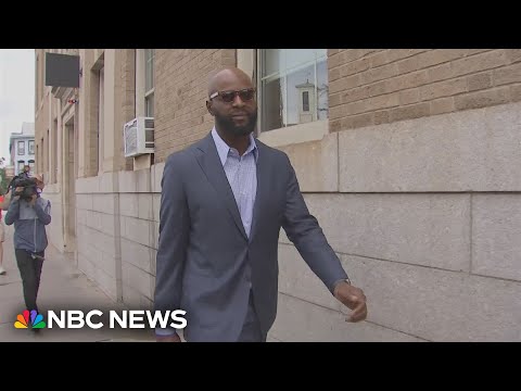 Former NFL player accused of urinating on passenger during flight