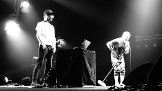 sleaford mods | bronx in a six | live @ villette sonique