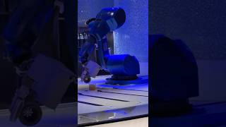 Robot Mixing Drinks #bionicbar #royalcarribean #trending #fyp #shorts #travelvlog #travel #cruise