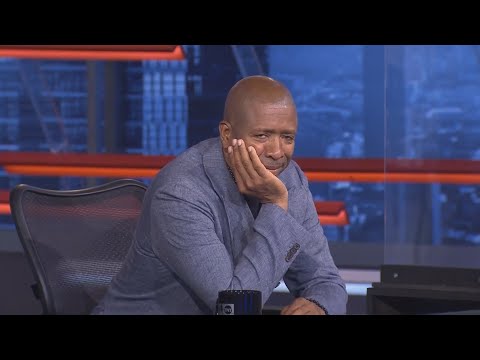 Kenny Smith being uncomfortable while he gets roasted