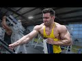 GETTING MASSIVE