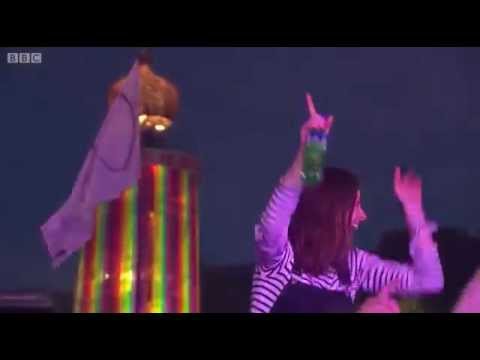 Glastonbury Jamie XX 2015 - Gosh