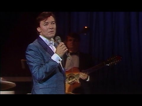 Karel Gott live: Delilah / Green, Green Grass of Home / Help Yourself (Berlin 1986)