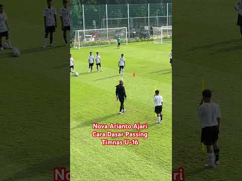 Dari Dasar Banget! Nova Arianto Ajari Dasar Passing di Timnas U-16