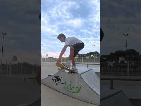 JE SAUTE UNE RAMPE EN SKATE ??