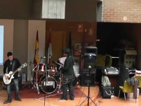 "Mestizo" en directo - Facultad de Ciencias Económicas y Empresariales