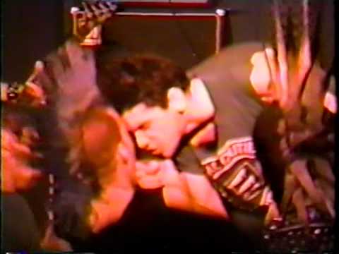 Dysfunctional Youth - Live @ the Lion's Den in N.Y. 7/8/96