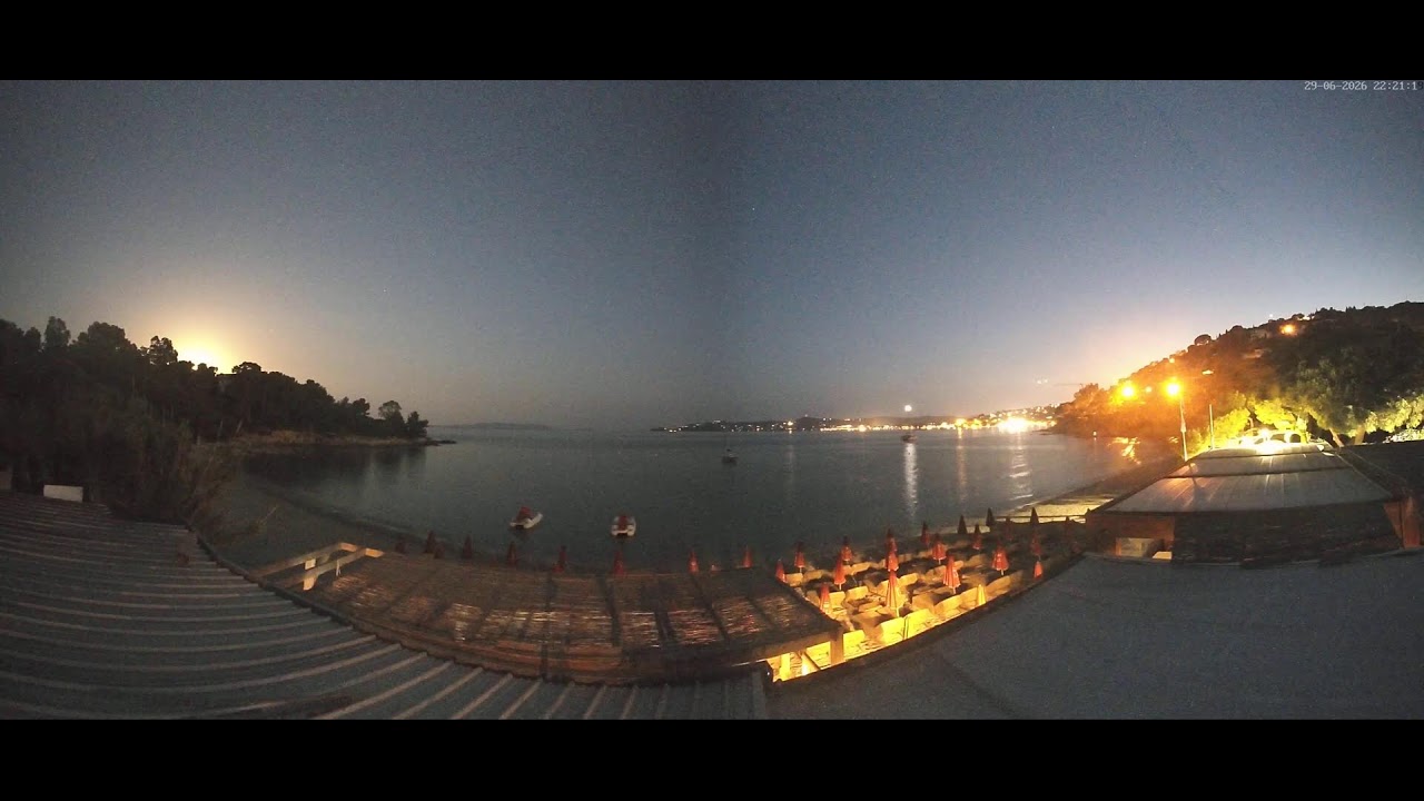 Live webcam view of La Fossette Beach & Turquoise Waters
