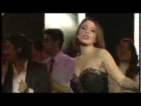 Albana Azizi - E fundit ne Kufi Gezuar Vitiri me RTV21 2013