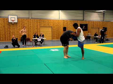 Eivind Kjønsvik vs Renato Tavarres, Final, No-Gi Advanced +92kg, Frontline open 2012
