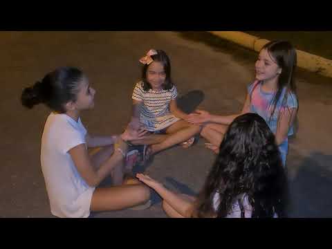 Brincando de adoleta