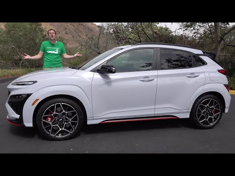The 2022 Hyundai Kona N Is a High-Performance Tiny Crossover