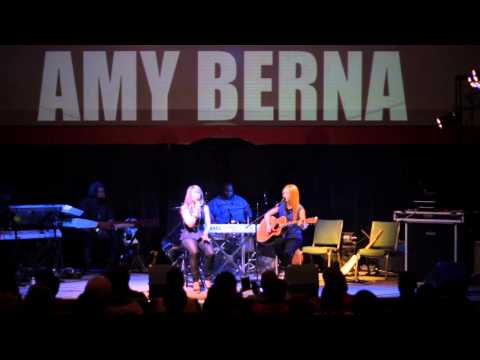 AMY BERNA Live At Retro Fresno