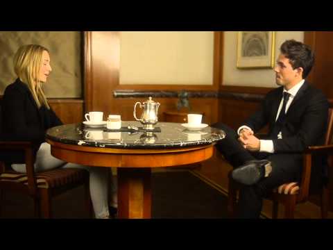 Wie ein weicher Händedruck zum Erfolg führt - Aktives Zuhören und Paraphrasieren