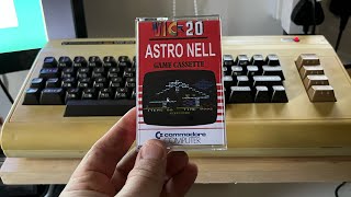 Astro Nell Commodore VIC20 gameplay, Cronosoft. 