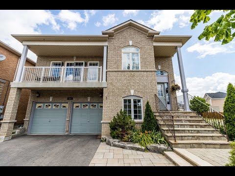 Home for sale at 2 Sir Jacobs Crescent, Brampton, ON L7A 3T4