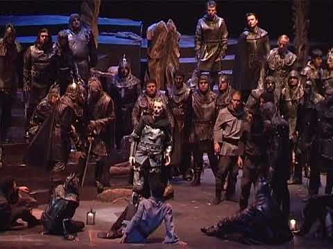 Il trovatore - Verdi - Mario De Salvo canta / sings Ferrando - Allerta...!