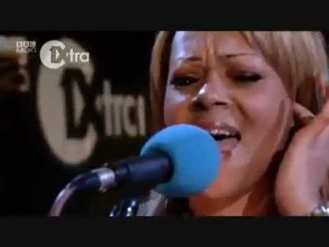 Giggs ft. Shola Ama - Blow Em Away (Live)