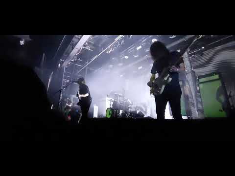 Stake live at the Trix on  17 december 2022