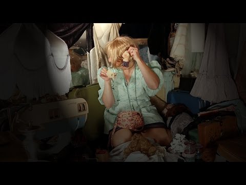 Cutie Beauty Garage Glam Yard Sale (suitcase 15)